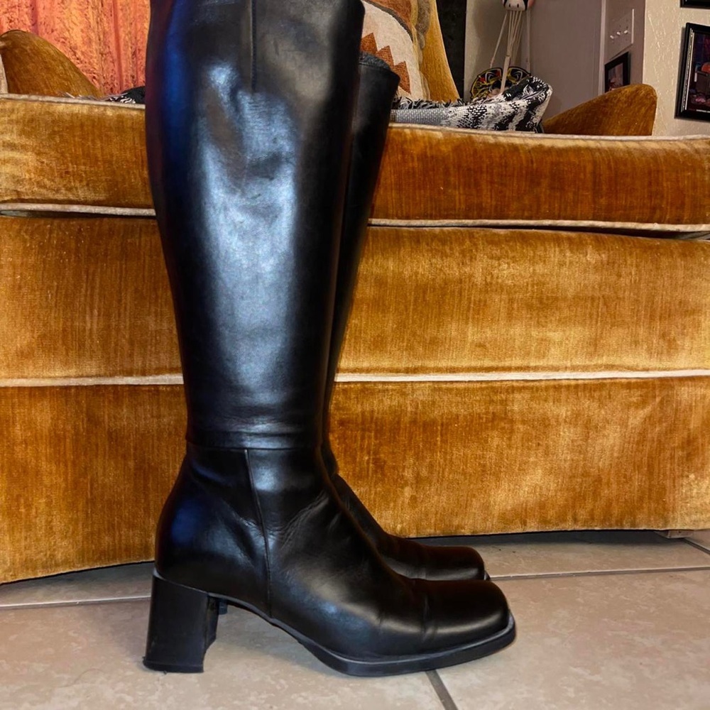 90s SQUARE TOE KNEE HIGH BOOTS